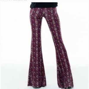 Novella Royale Janis Bells - Pre-hemmed, Small